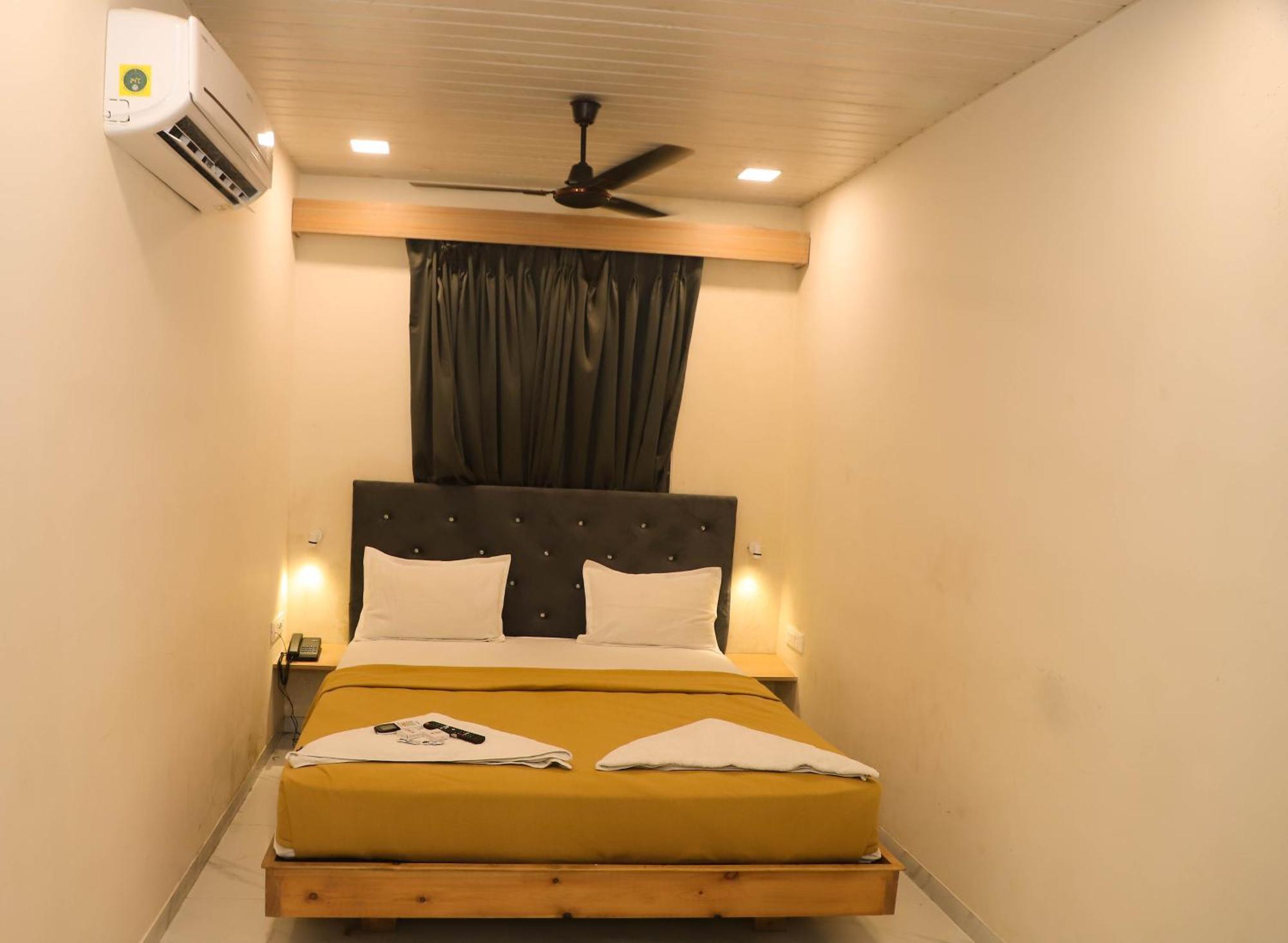 Hotel Arc Palace Bhiwandi Ngoại thất bức ảnh