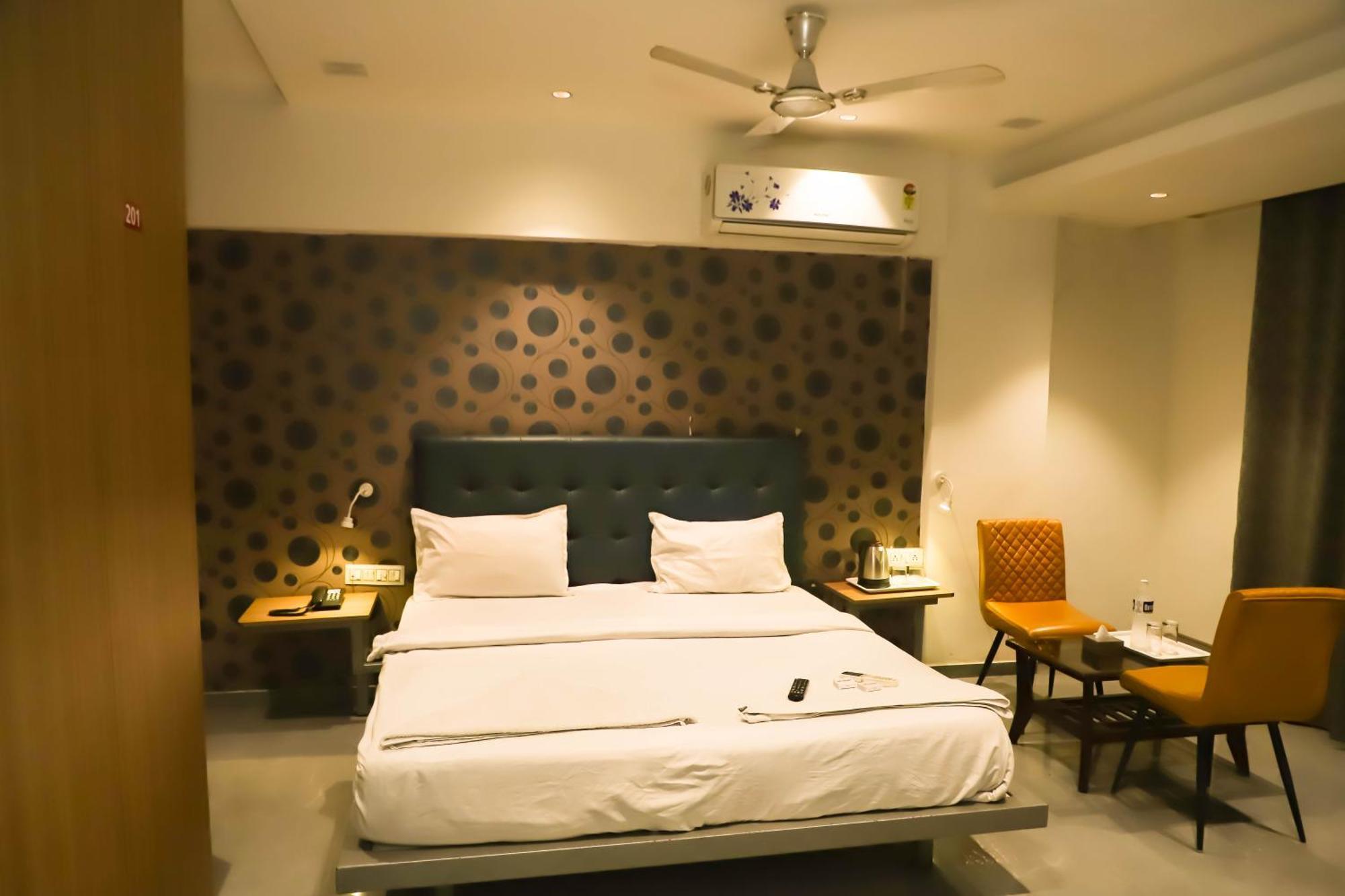 Hotel Arc Palace Bhiwandi Ngoại thất bức ảnh