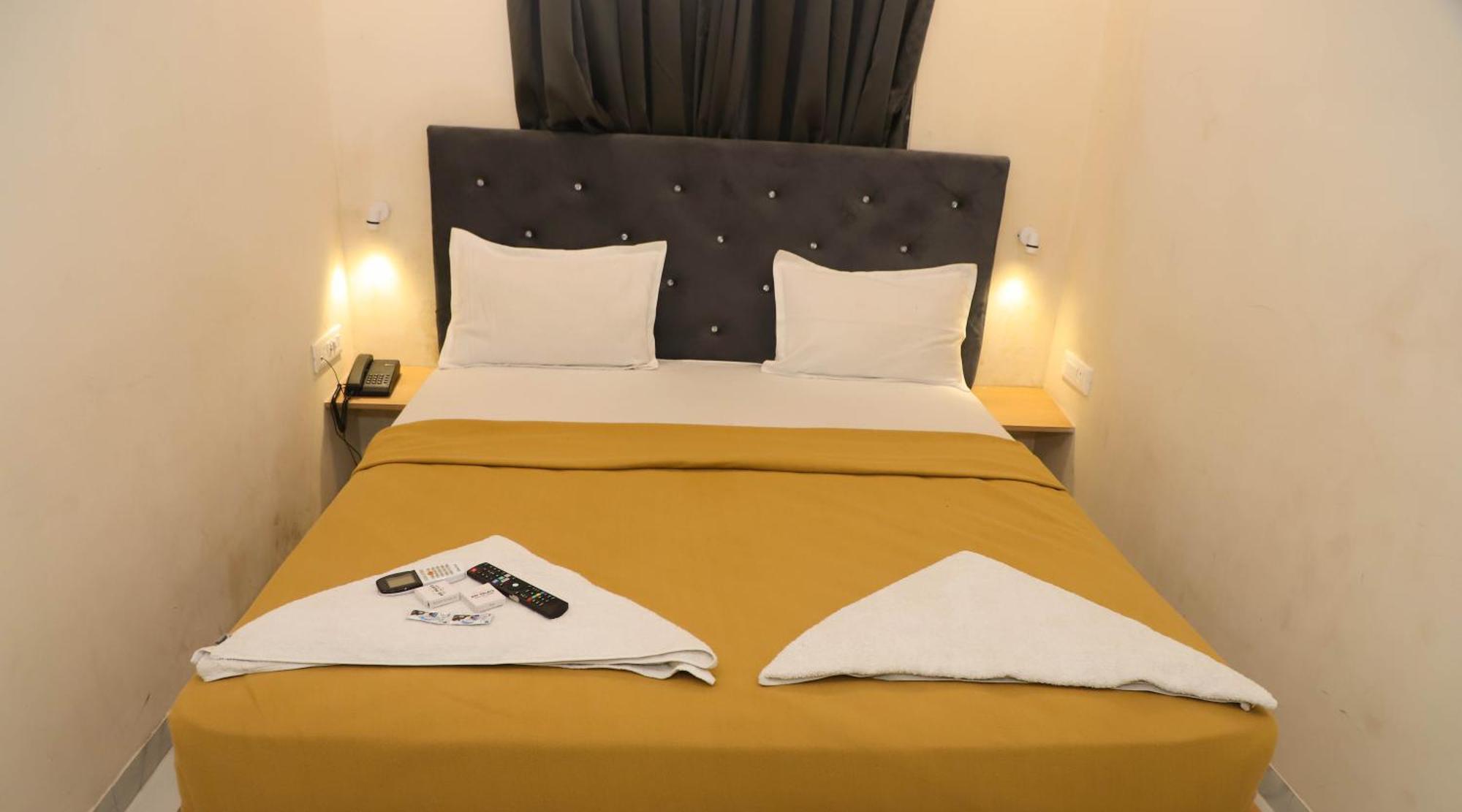 Hotel Arc Palace Bhiwandi Ngoại thất bức ảnh