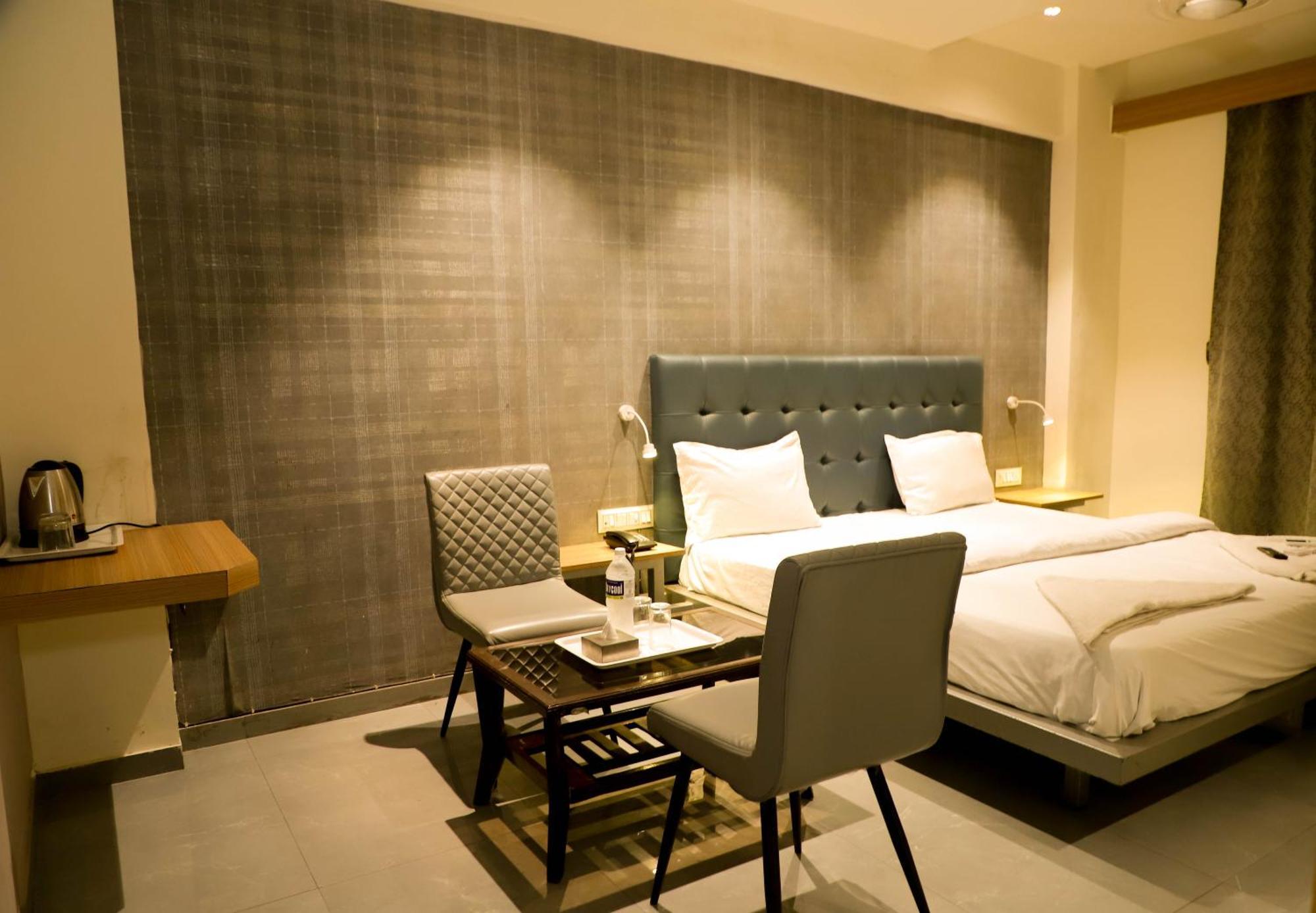Hotel Arc Palace Bhiwandi Ngoại thất bức ảnh